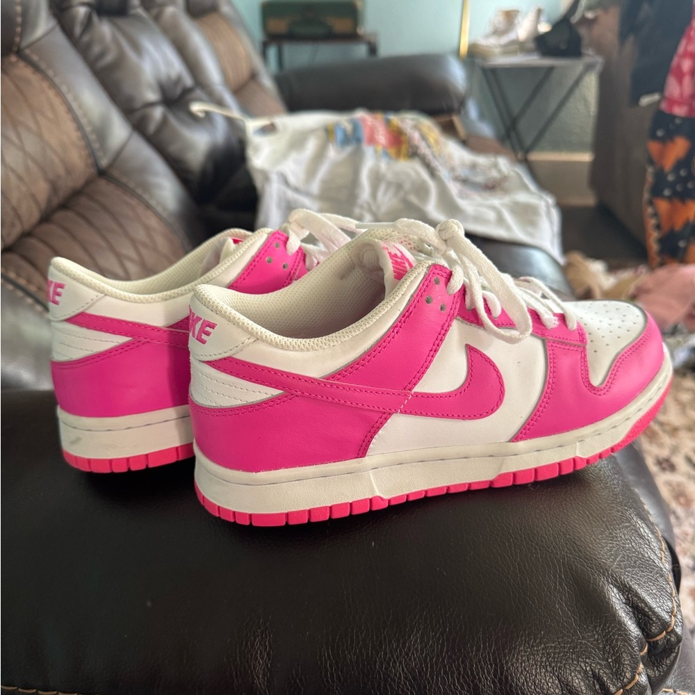 Nike Vibrant Pink and White Low-Tops